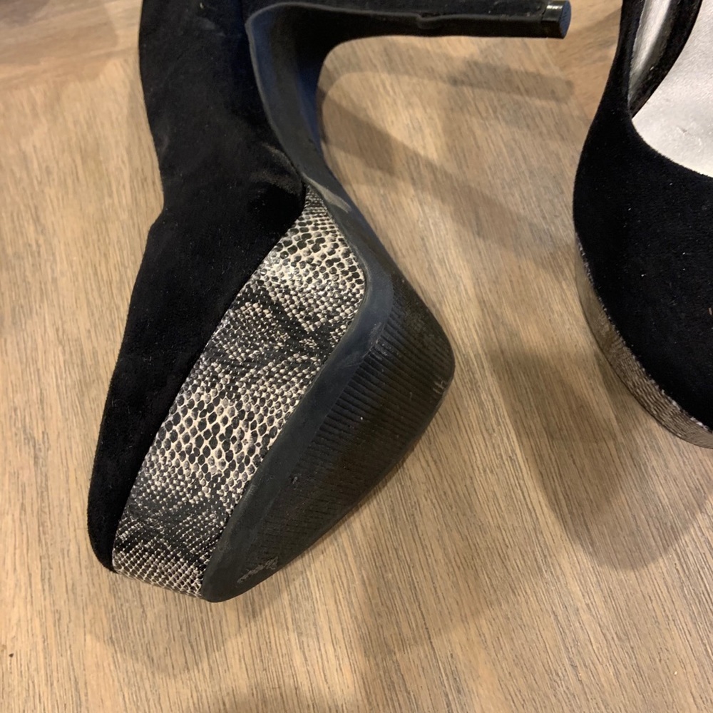 Black heels